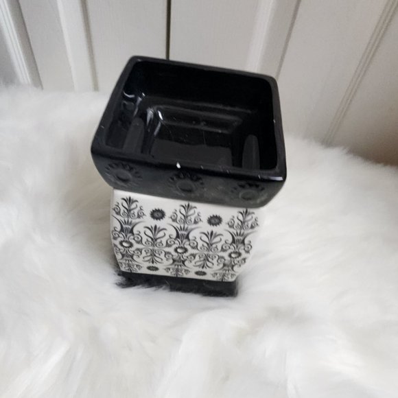 Scentsy Retired Warmer - Boleyn - Picture 2 of 8